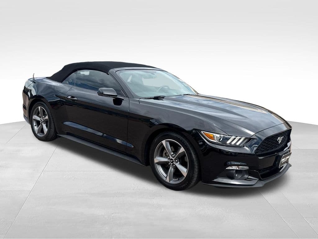 2015 Ford Mustang EcoBoost Premium — photo 1 of 28