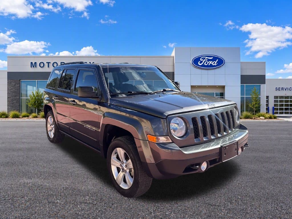 2015 Jeep Patriot Latitude — photo 1 of 32