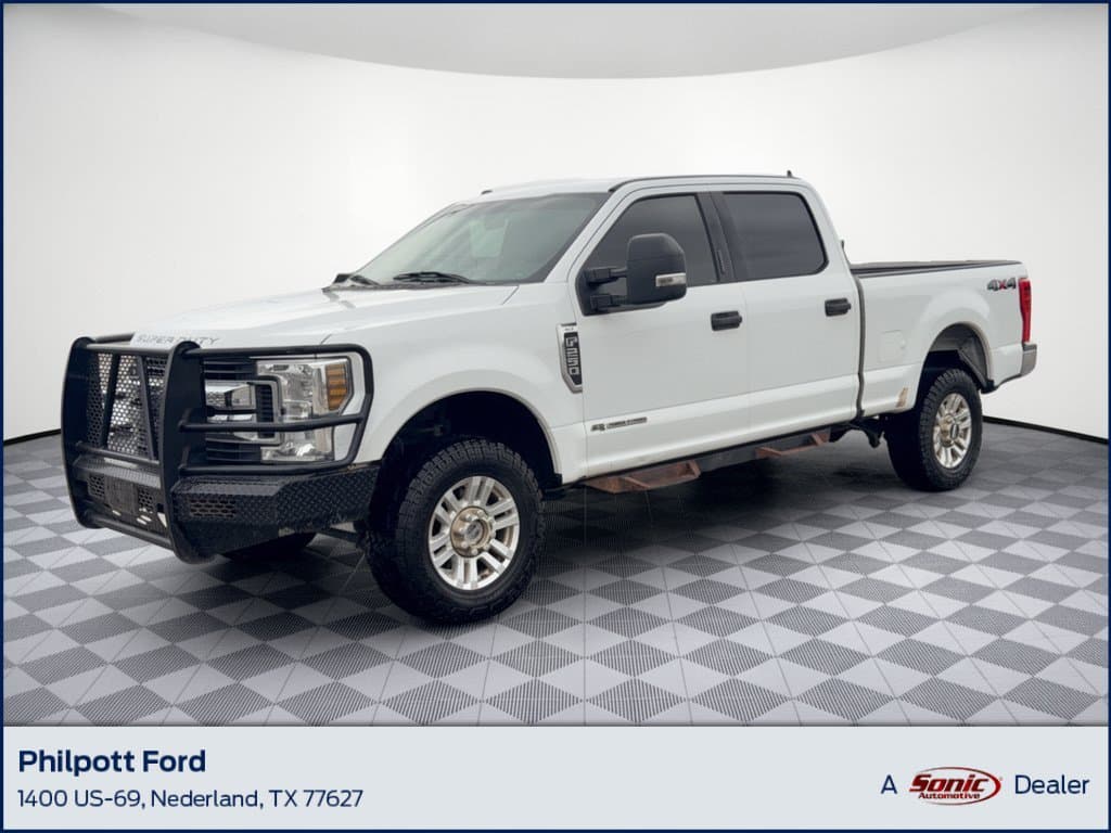 2018 Ford Super Duty F-250 SRW XLT — photo 1 of 31