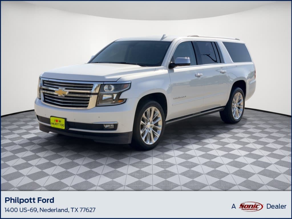 2019 Chevrolet Suburban Premier — photo 1 of 31