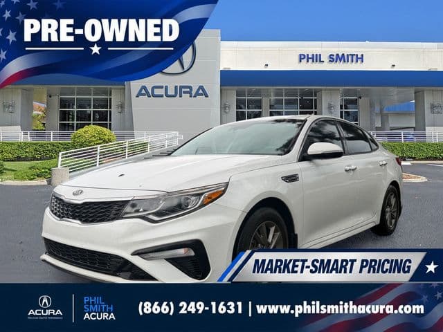 2019 Kia Optima LX — photo 1 of 13