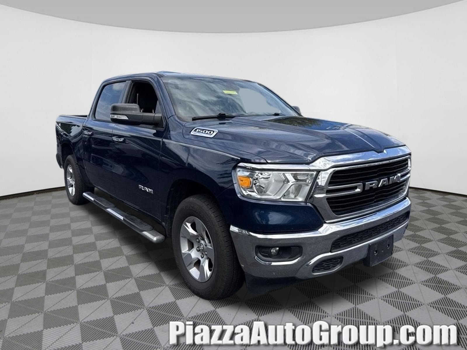 2019 RAM 1500 Big Horn/Lone Star — photo 1 of 8