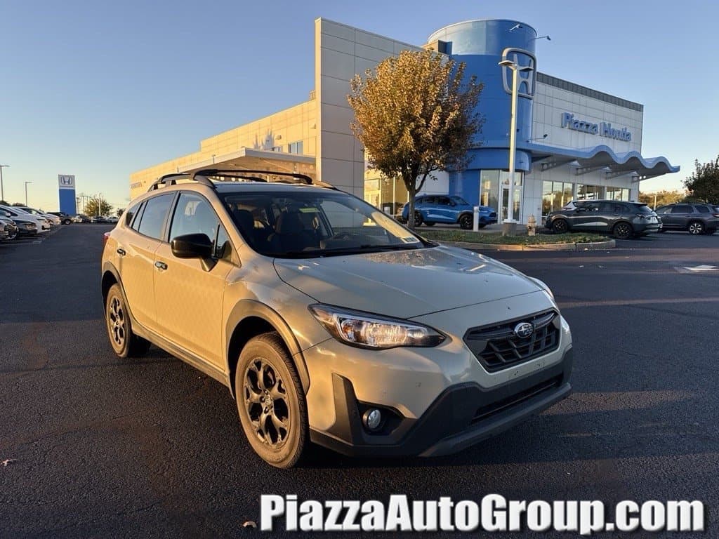 2023 Subaru Crosstrek Premium — photo 1 of 8
