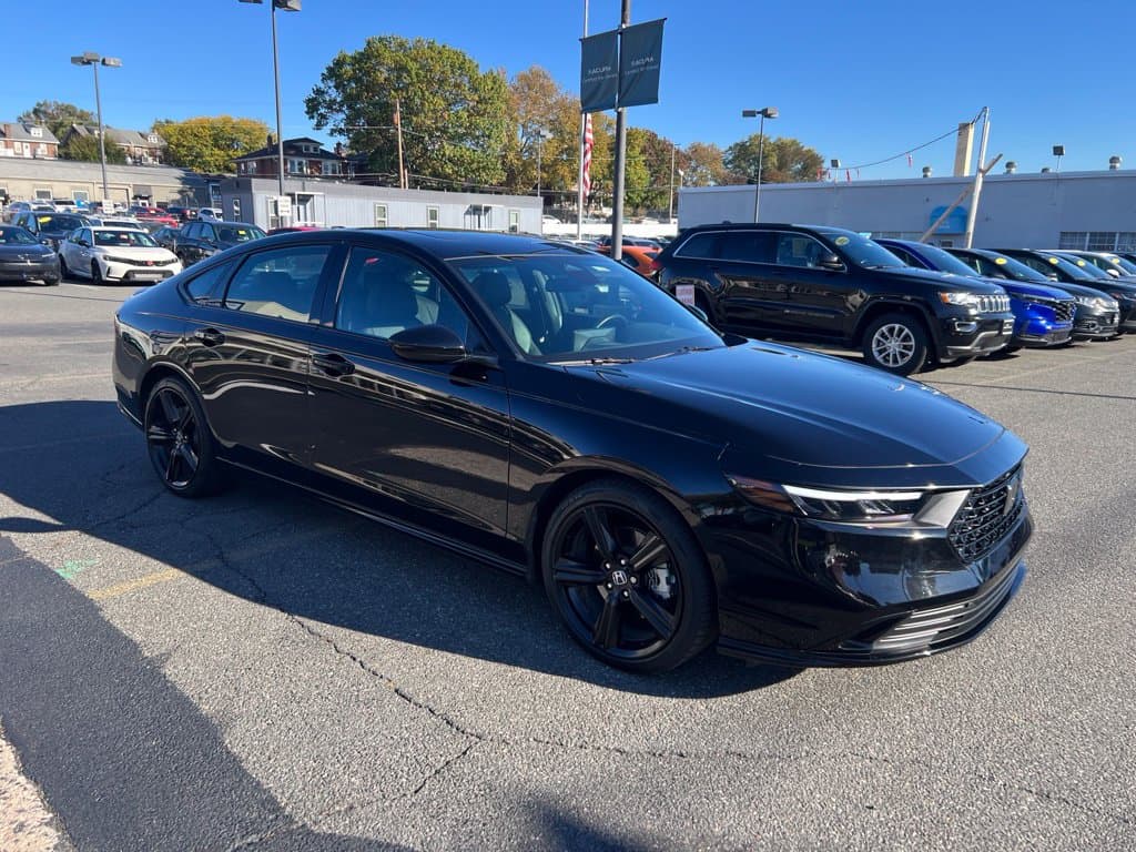 2025 Honda Accord Hybrid Sport-L — photo 1 of 3