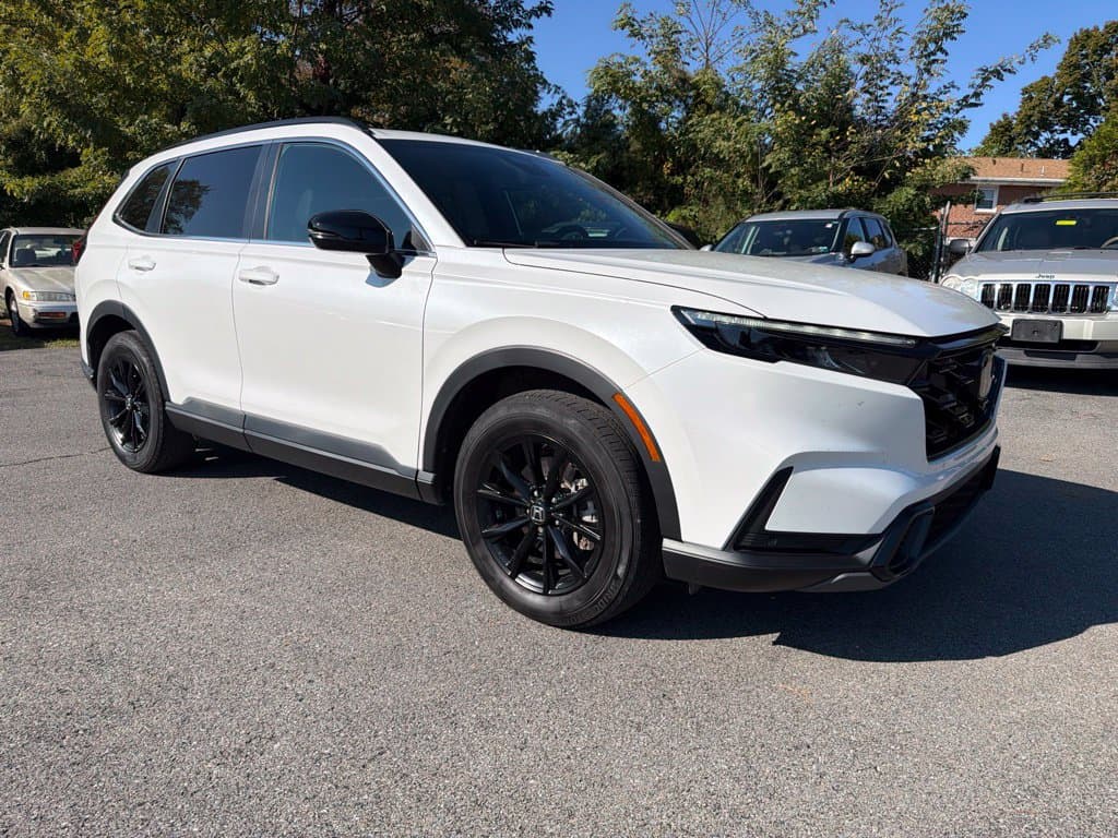 2025 Honda CR-V Hybrid Sport-L — photo 1 of 10