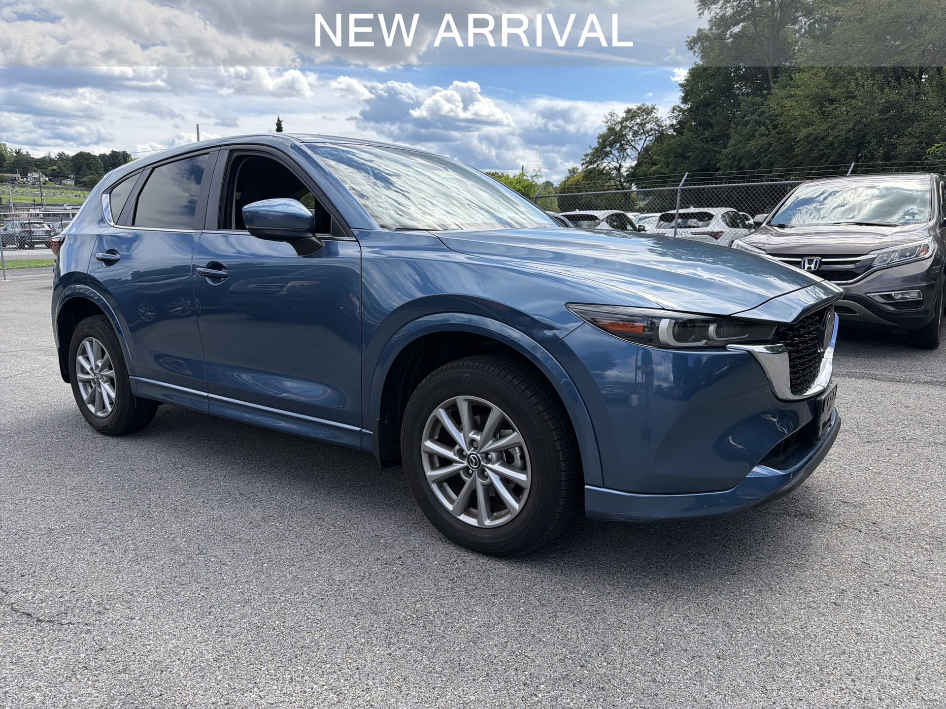 2024 Mazda CX-5 2.5 S Select Package — photo 1 of 10