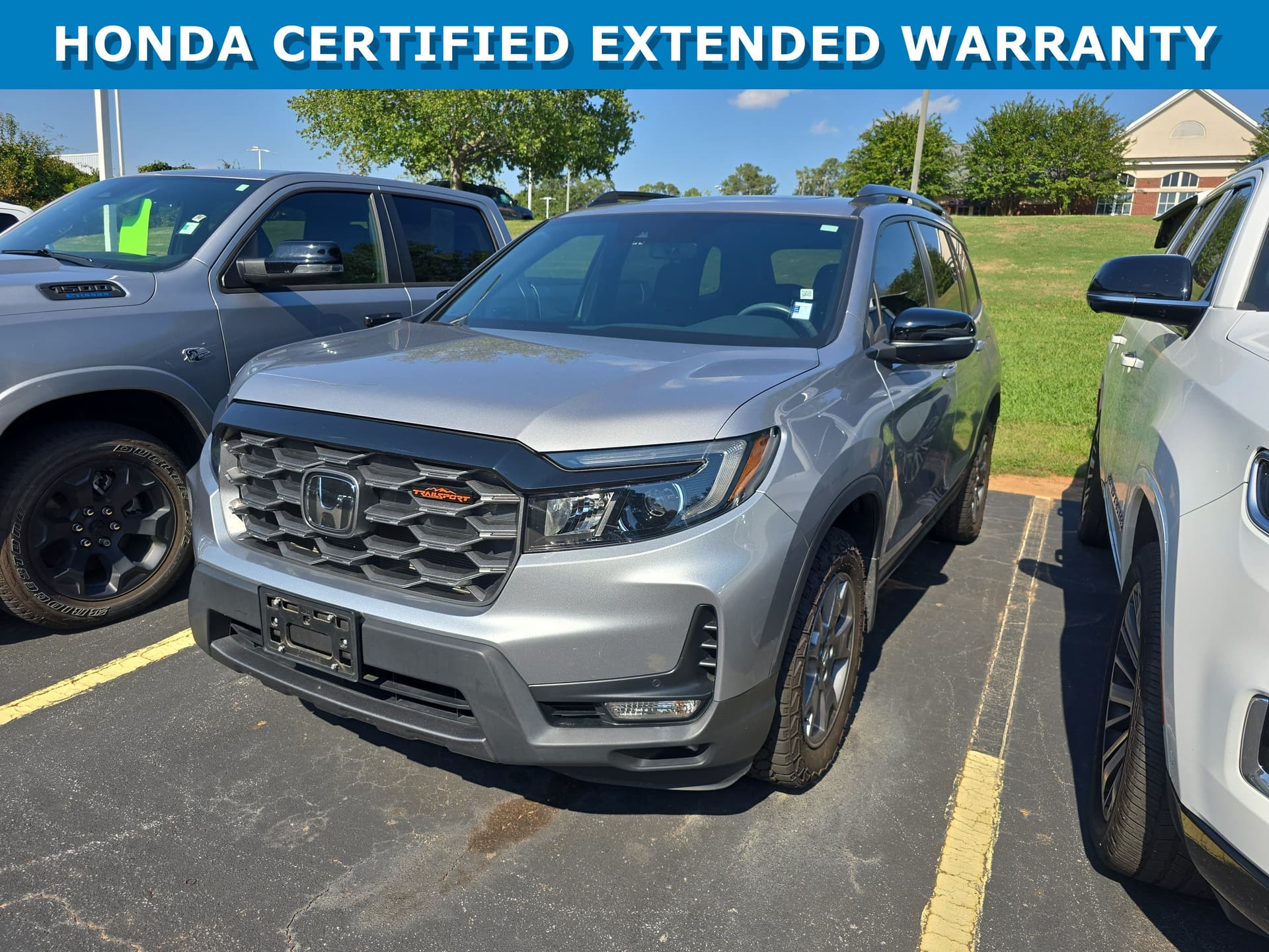 2025 Honda Passport TrailSport — photo 1 of 4