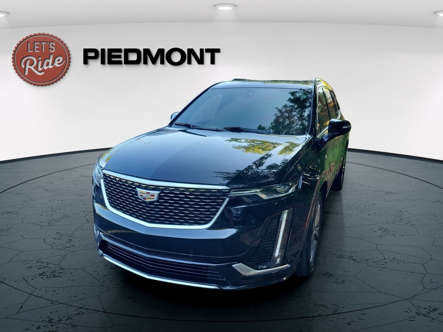 2020 Cadillac XT6 AWD Premium Luxury — photo 1 of 3