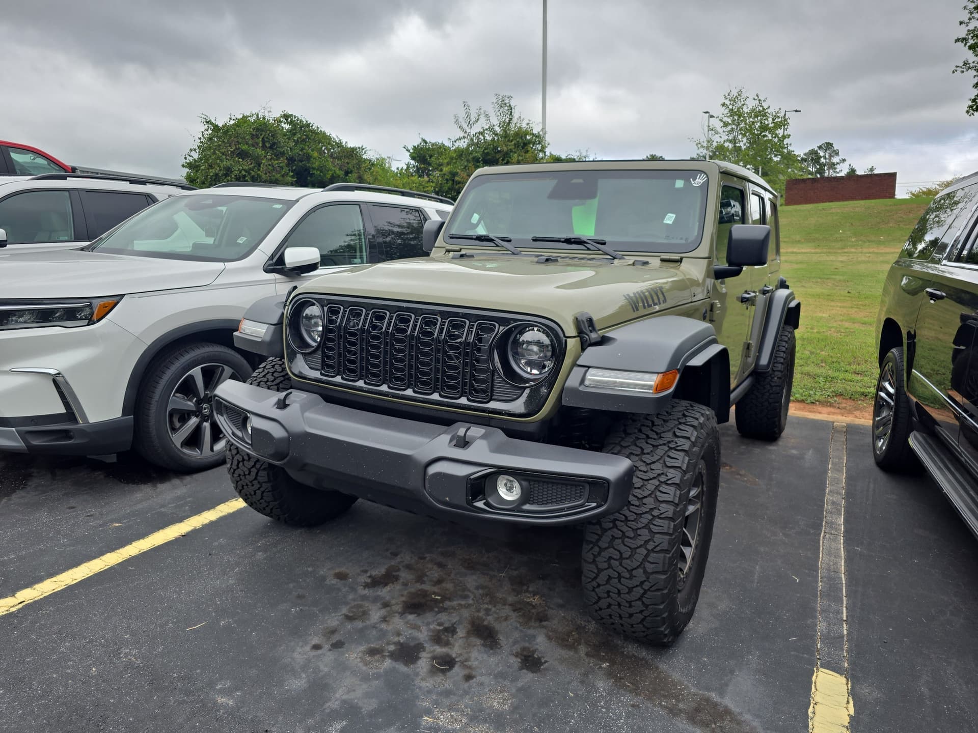 2025 Jeep Wrangler Willys — photo 1 of 3
