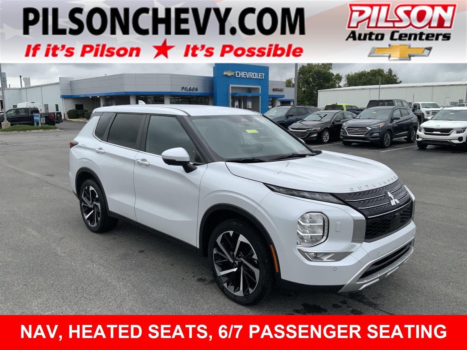 2024 Mitsubishi Outlander SE — photo 1 of 55