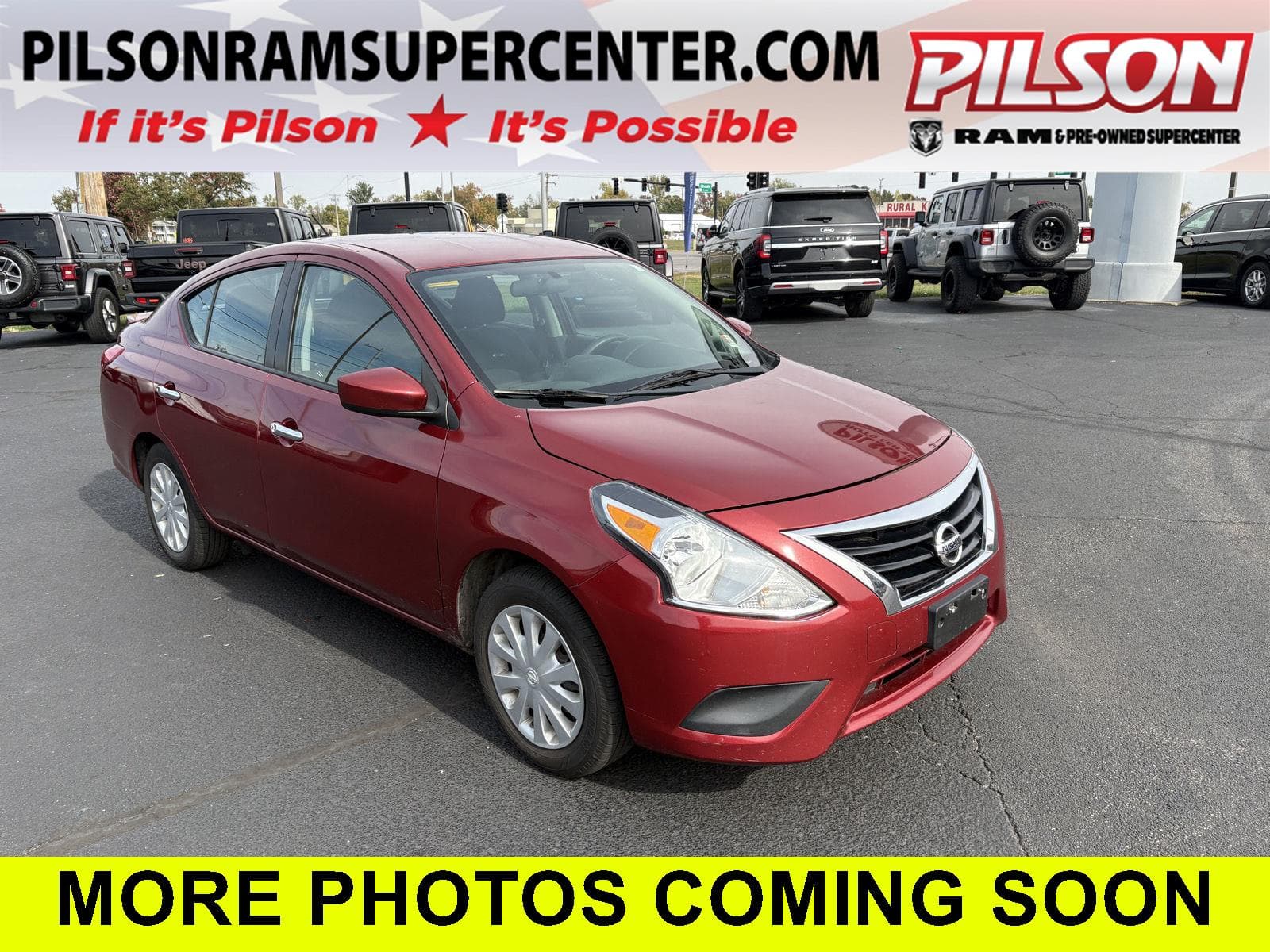 2018 Nissan Versa Sedan SV — photo 1 of 9