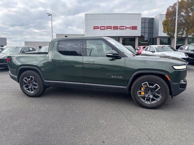 2022 Rivian R1T Launch Edition — photo 1 of 13