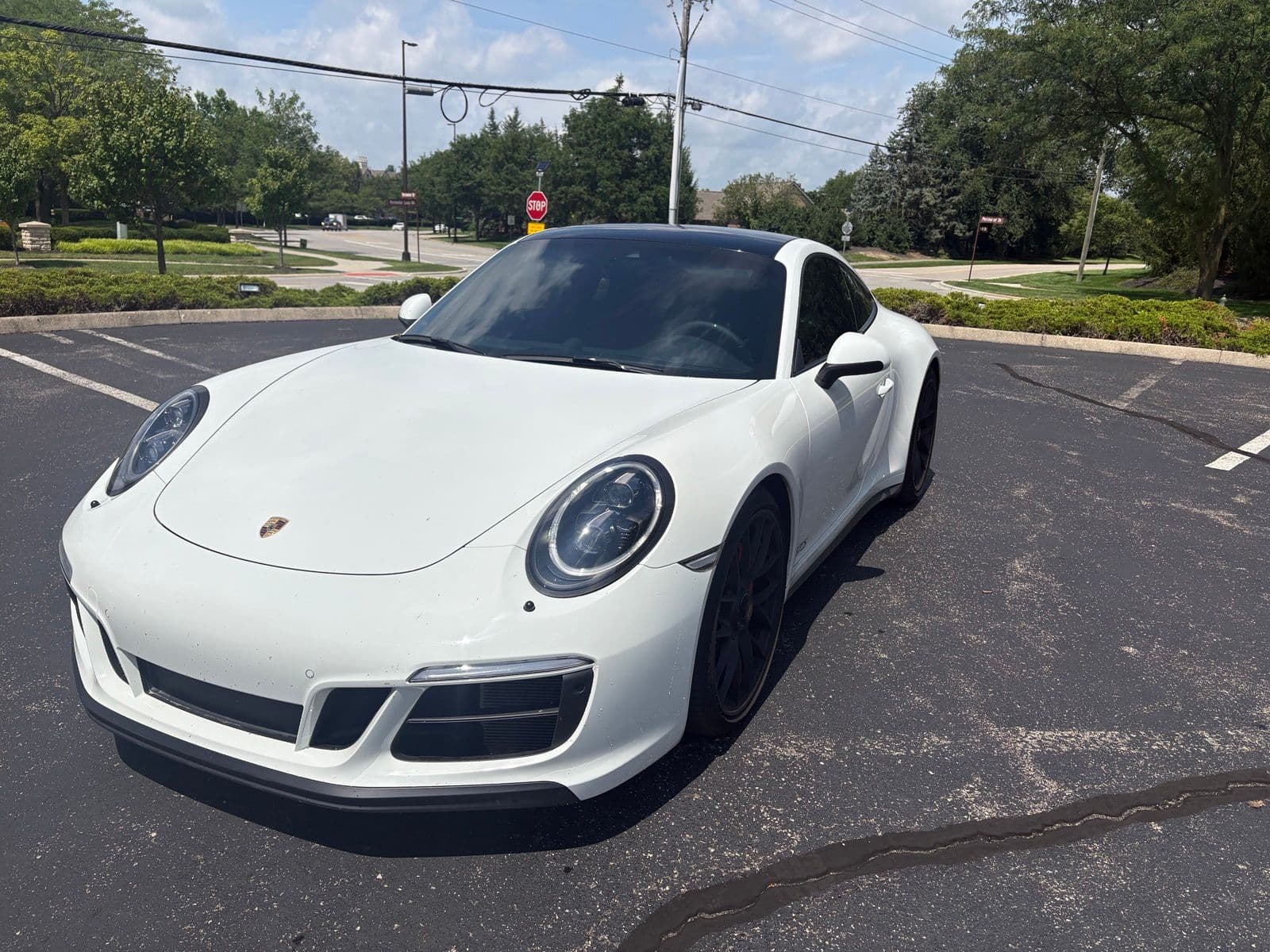2018 Porsche 911 Carrera GTS — photo 1 of 14