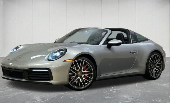 2022 Porsche 911 Targa 4S — photo 1 of 3