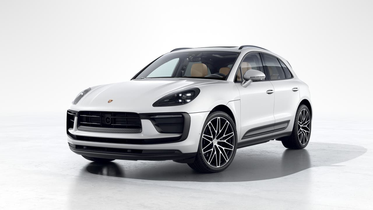 2023 Porsche Macan Base — photo 1 of 7