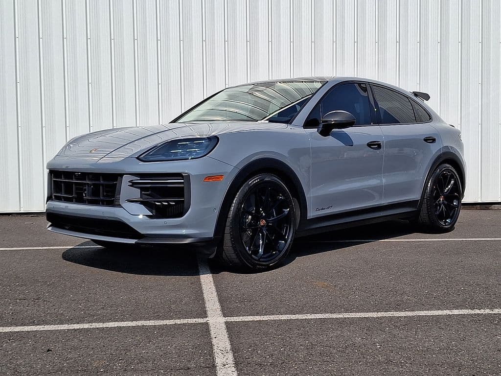 2026 Porsche Cayenne Coupe Turbo GT — photo 1 of 33