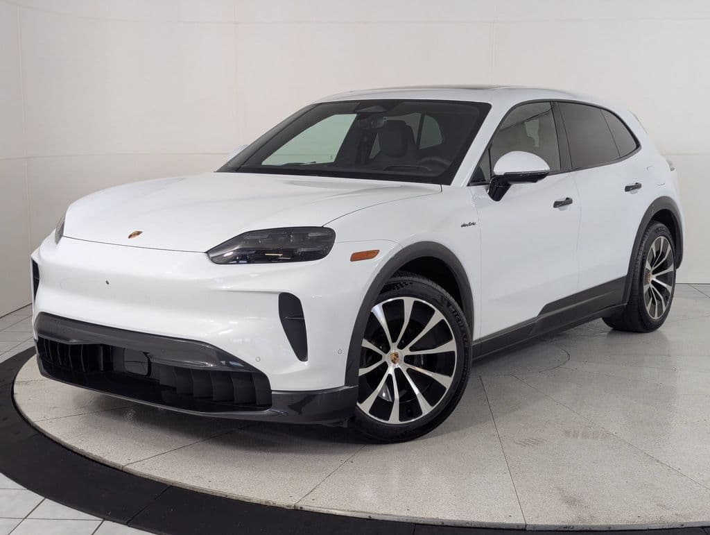 2026 Porsche Cayenne Base — photo 1 of 32