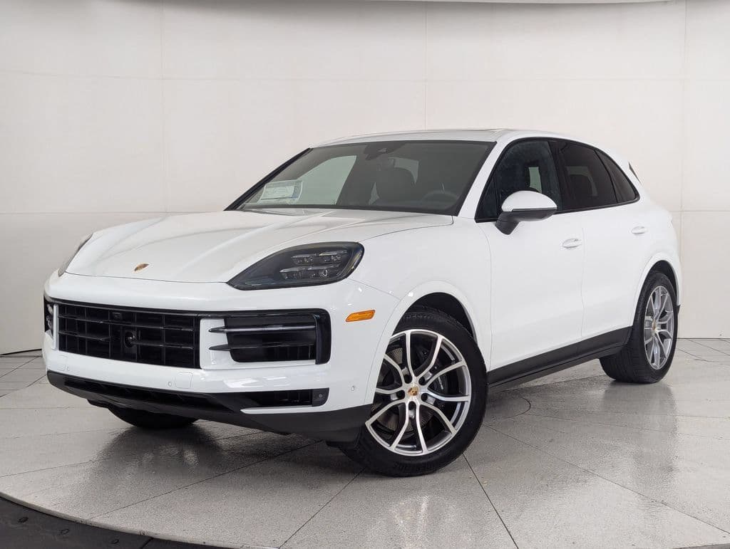 2025 Porsche Cayenne Base — photo 1 of 32