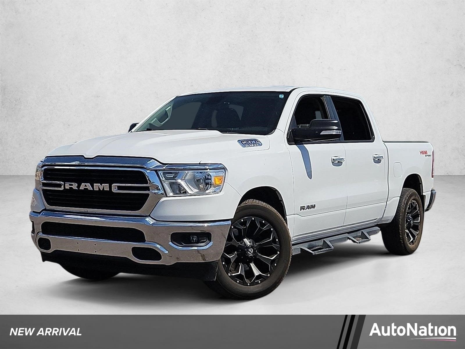 2019 RAM 1500 Big Horn/Lone Star — photo 1 of 17