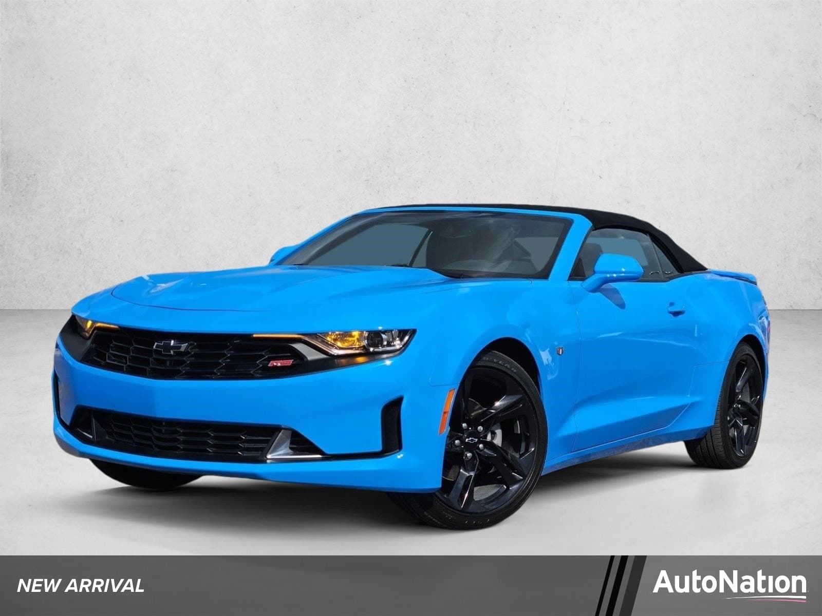 2023 Chevrolet Camaro 2LT — photo 1 of 30