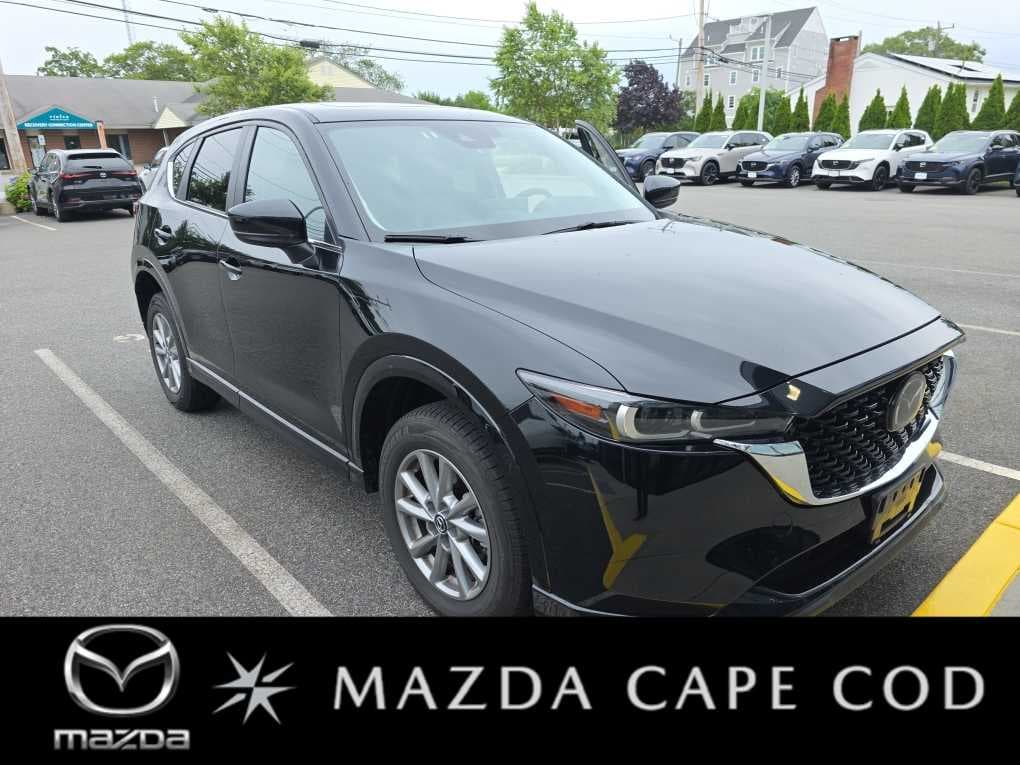 2025 Mazda CX-5 2.5 S Preferred Package — photo 1 of 3