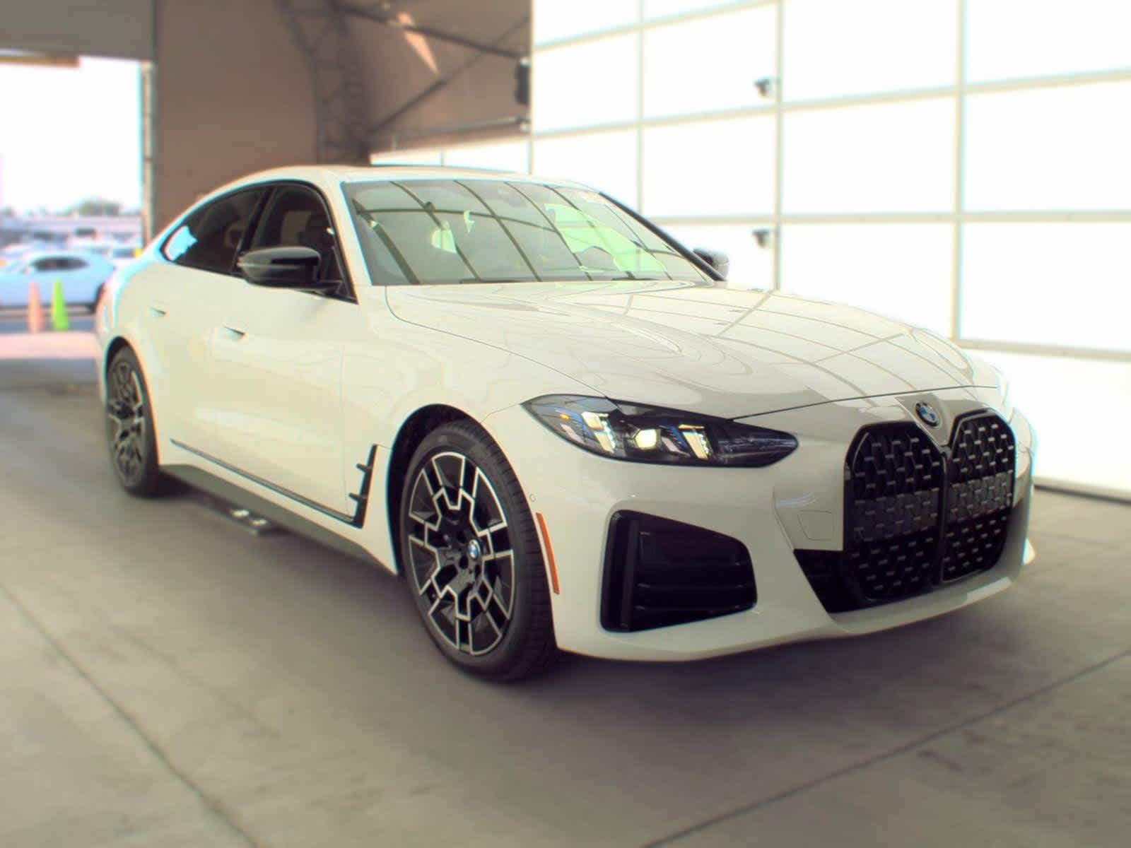 2026 BMW 4 Series 430i xDrive — photo 1 of 8