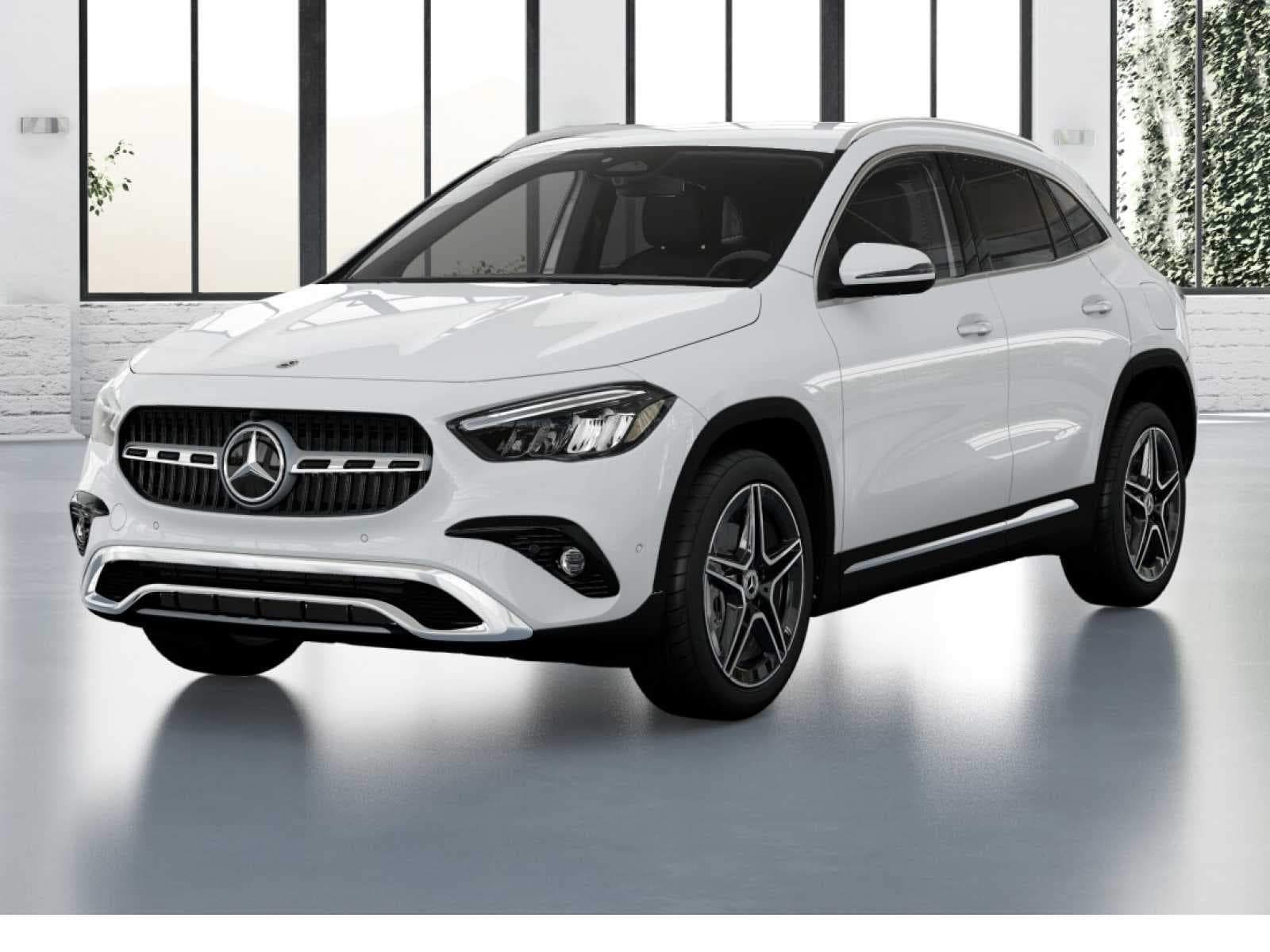 2026 Mercedes-Benz GLA Base — photo 1 of 41