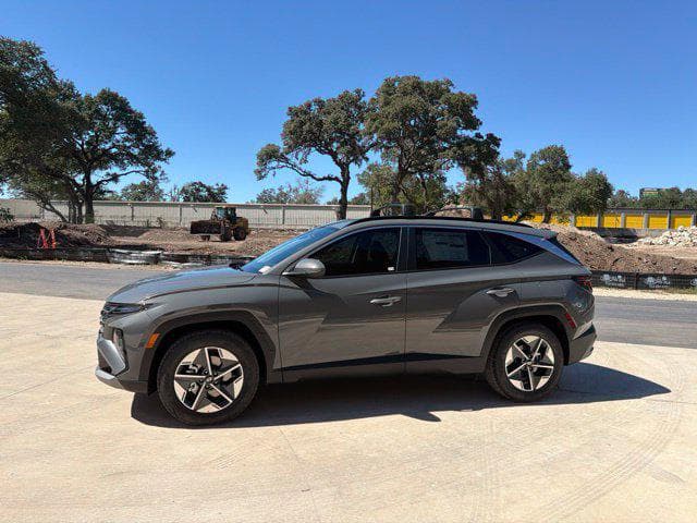 2026 Hyundai Tucson SEL Plus — photo 1 of 40