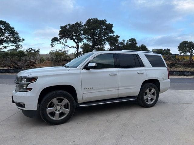 2020 Chevrolet Tahoe Premier — photo 1 of 15