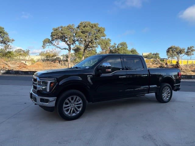 2025 Ford F-150 LARIAT — photo 1 of 15