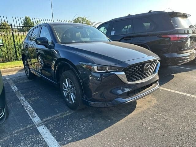 2025 Mazda CX-5 2.5 S Preferred Package — photo 1 of 3