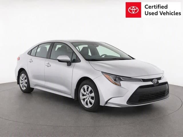 2025 Toyota Corolla LE — photo 1 of 10