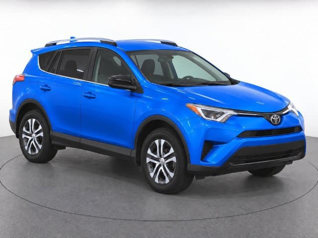 2017 Toyota RAV4 LE — photo 1 of 13