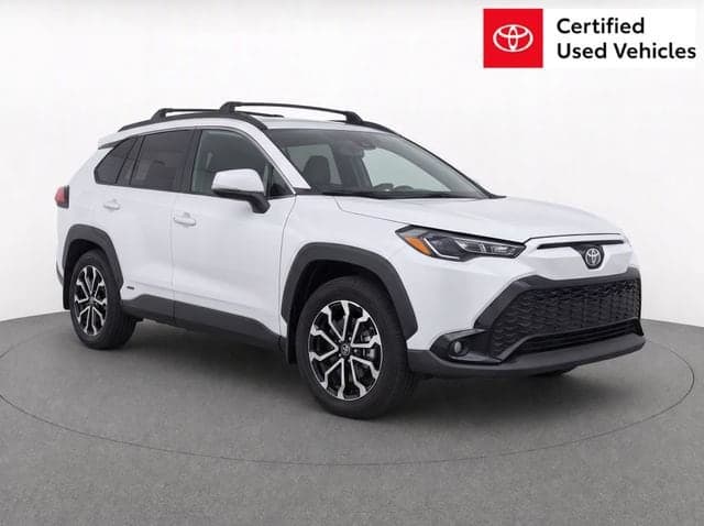 2024 Toyota Corolla Cross Base — photo 1 of 18