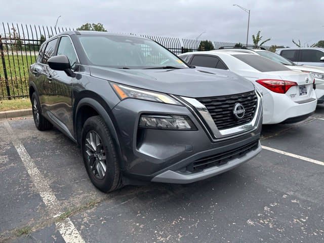 2023 Nissan Rogue S — photo 1 of 3
