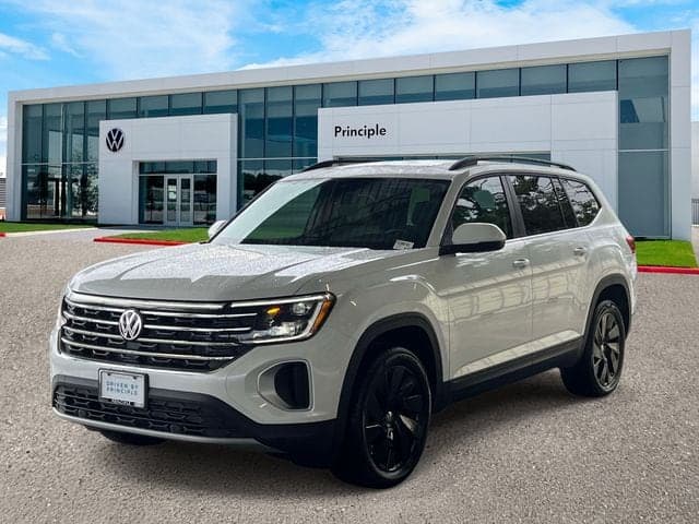 2026 Volkswagen Atlas SE w/Technology — photo 1 of 30