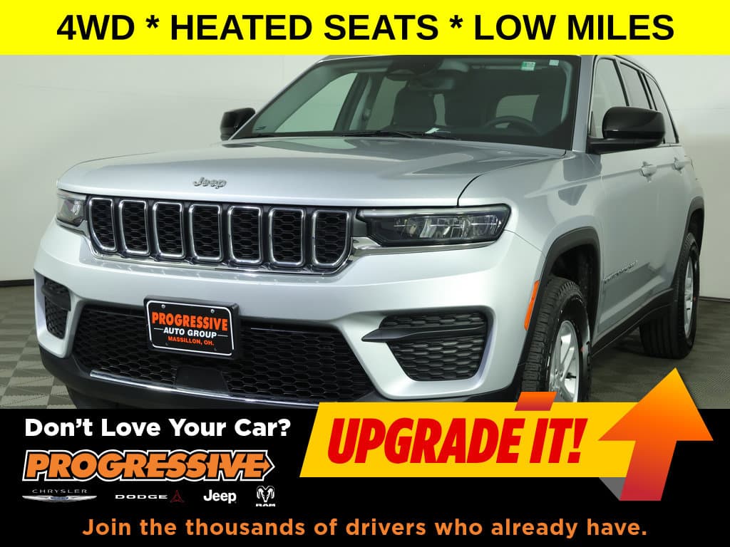 2023 Jeep Grand Cherokee Laredo — photo 1 of 30