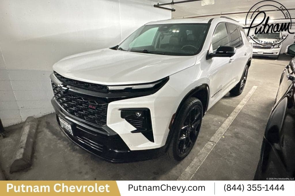 2025 Chevrolet Traverse AWD RS — photo 1 of 2