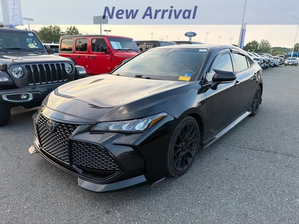 2021 Toyota Avalon TRD — photo 1 of 12