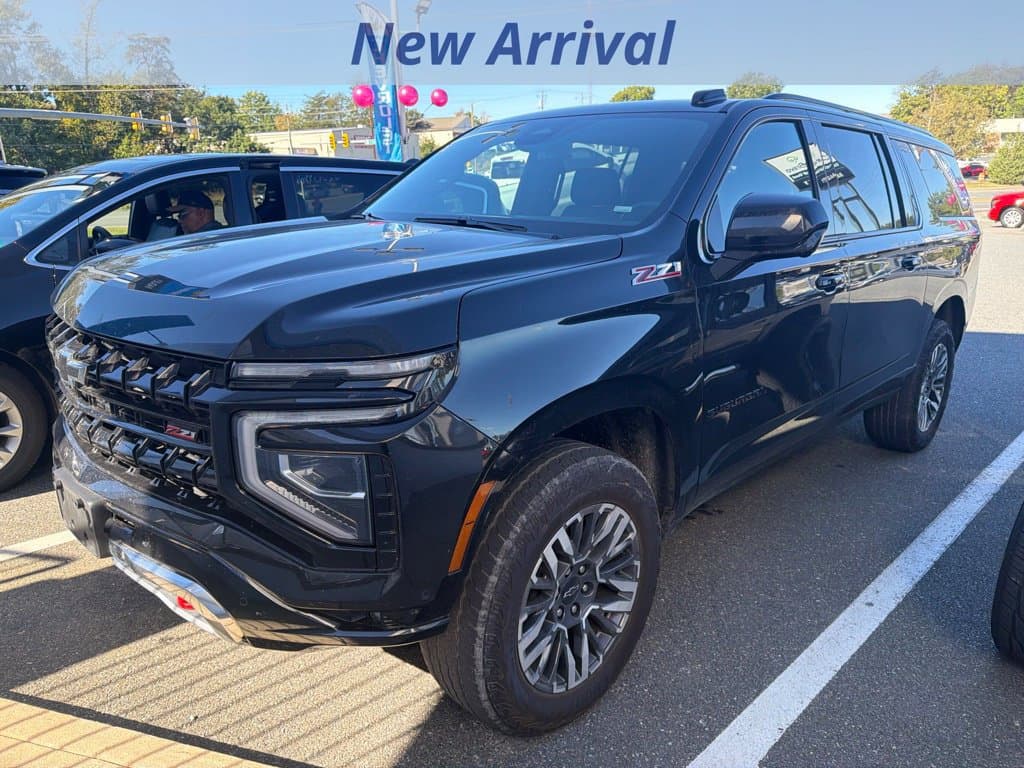 2026 Chevrolet Suburban Z71 — photo 1 of 11