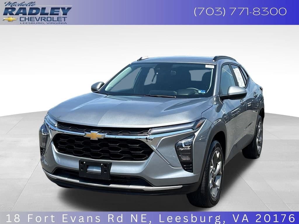 2026 Chevrolet Trax LT — photo 1 of 23