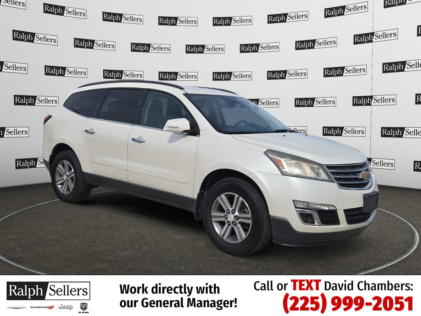 2015 Chevrolet Traverse LT — photo 1 of 9