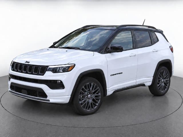 2023 Jeep Compass Limited — photo 1 of 8