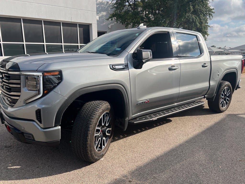 2026 GMC Sierra 1500 AT4 — photo 1 of 14