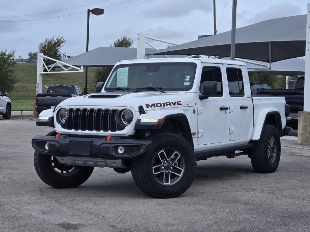 2025 Jeep Gladiator Mojave — photo 1 of 31