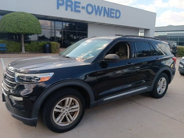 2021 Ford Explorer XLT — photo 1 of 7