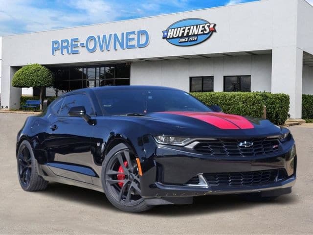2023 Chevrolet Camaro 3LT — photo 1 of 24