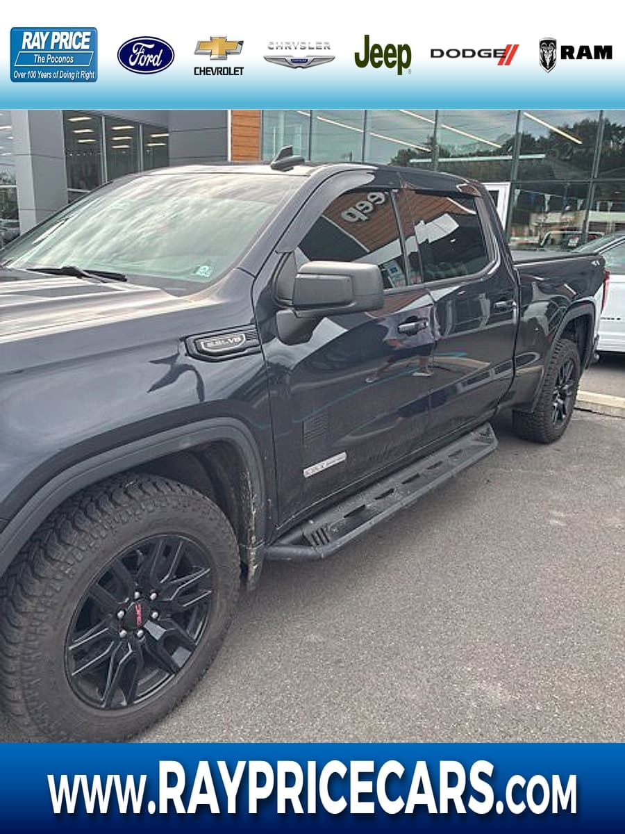 2022 GMC Sierra 1500 Elevation — photo 1 of 30