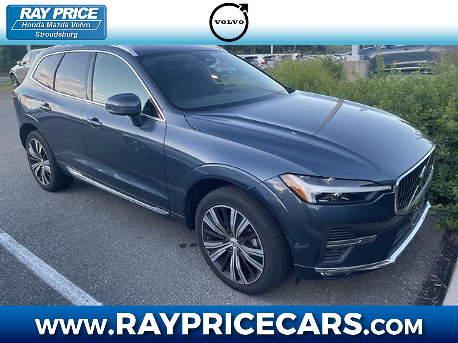 2023 Volvo XC60 Plus Bright Theme — photo 1 of 12