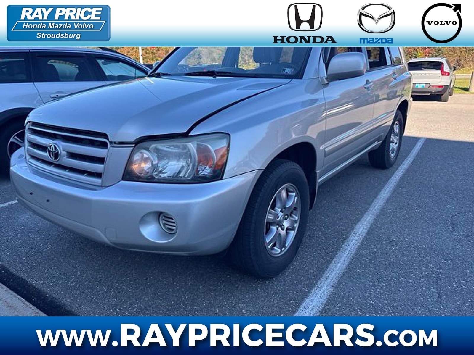 2004 Toyota Highlander Base — photo 1 of 3